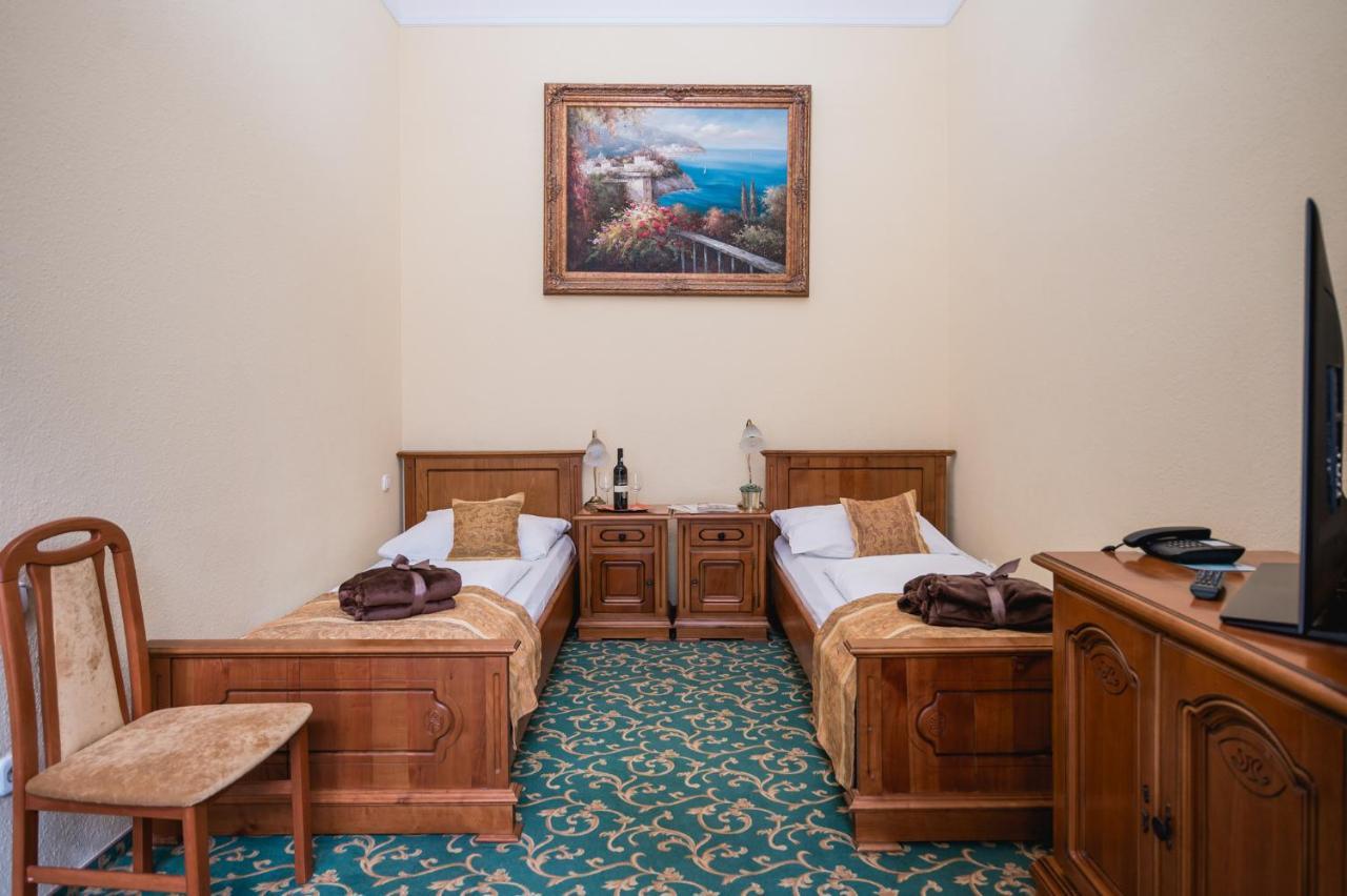 City Hotel Unio Superior Будапеща Екстериор снимка